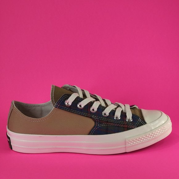 Converse Chuck 70 Low Patterns Unisex Sneakers NWT - Picture 2 of 7